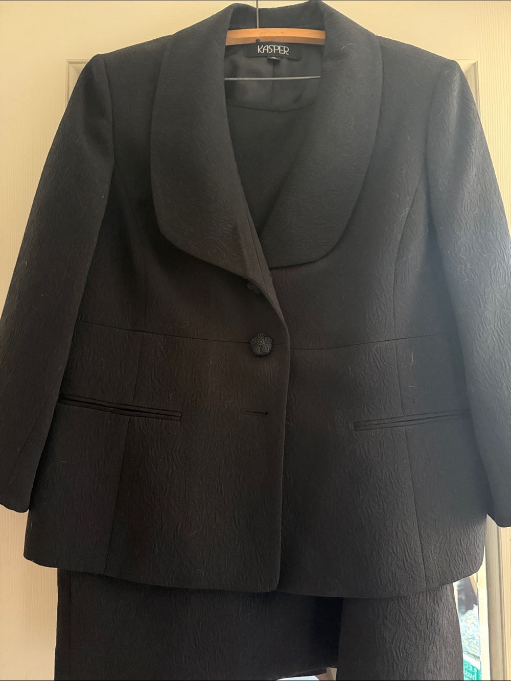 Kasper Black Textured Shawl Collar Blazer Jacket and matching Skirt
